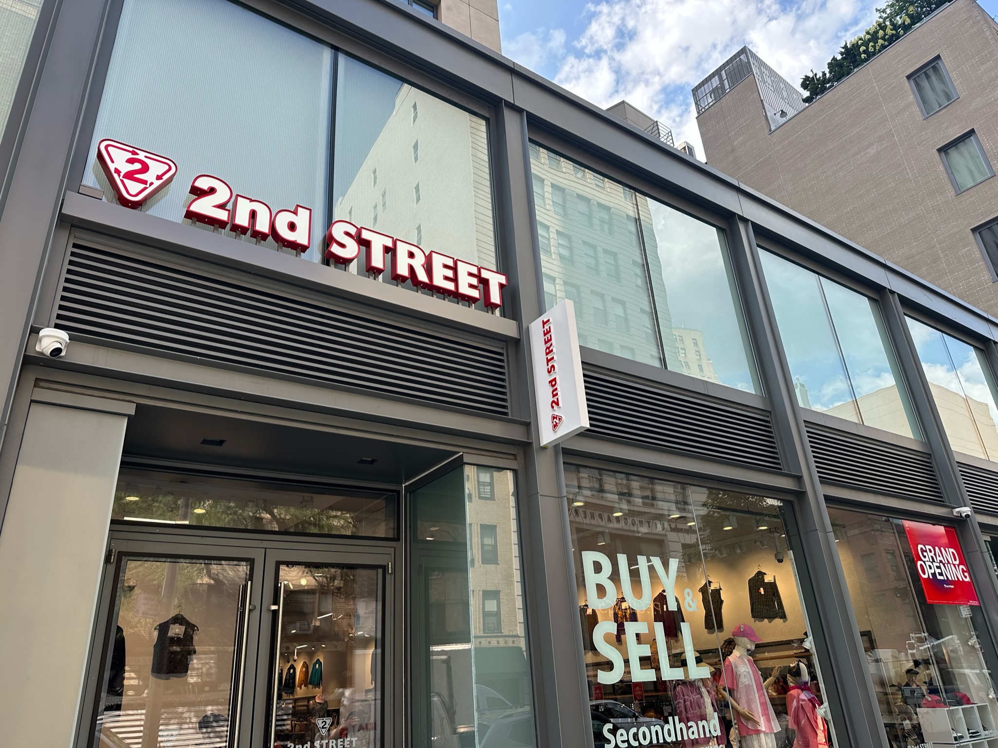 2nd STREET Opens New Greenwich Village Location Greenwich Village